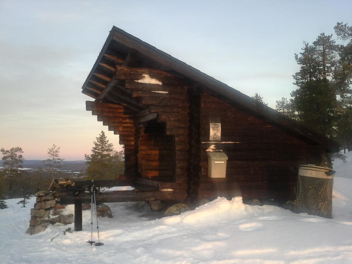 Vipati Cottage Ylitornio 外观 照片